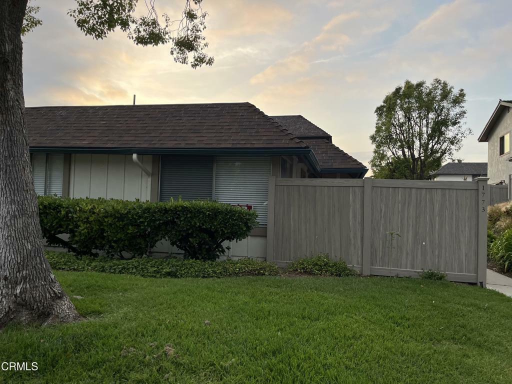 Property Photo:  1773 E Avenida De Las Flores  CA 91362 