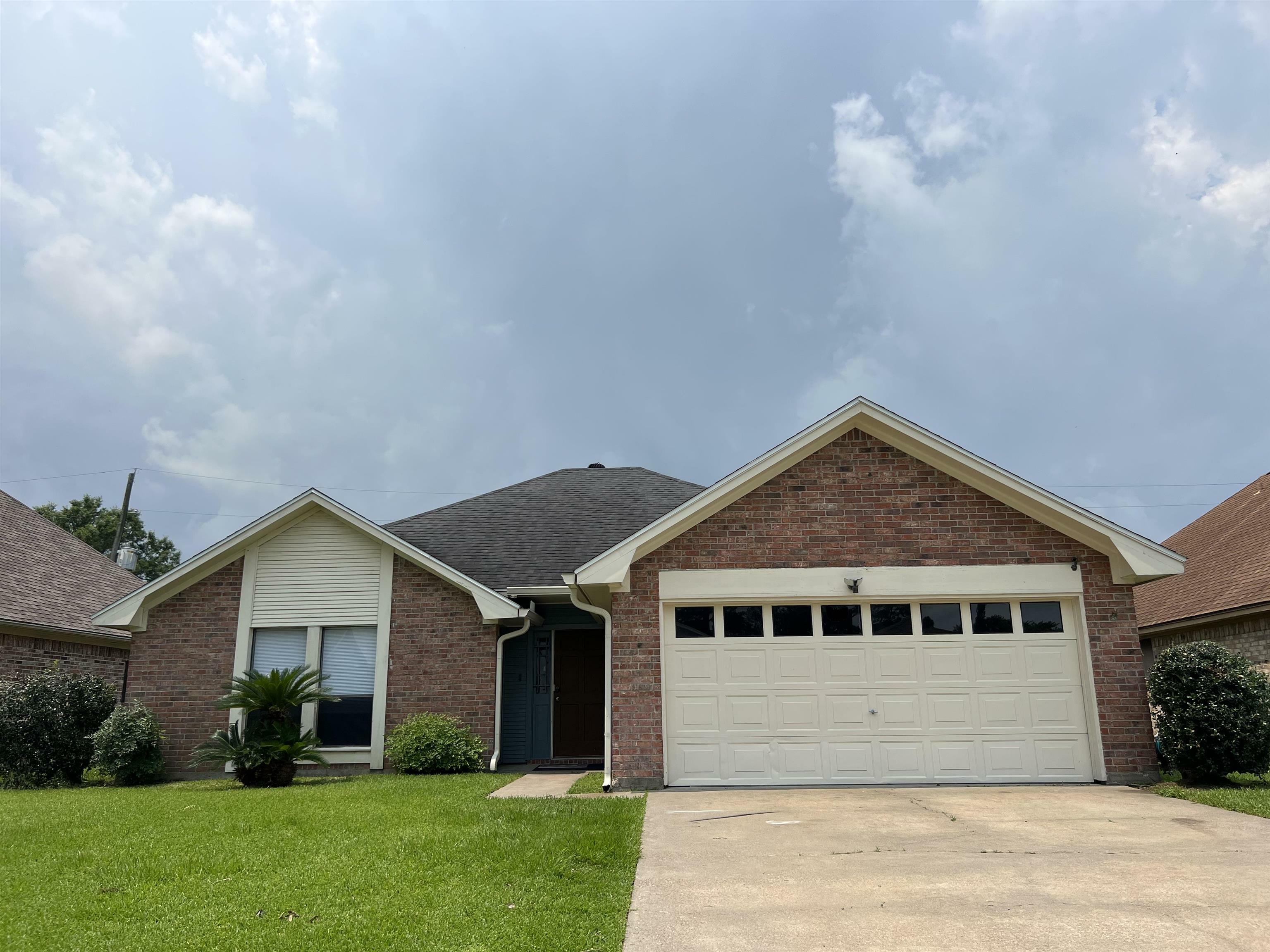 Property Photo:  9665 Meadowbrook Dr  TX 77706 