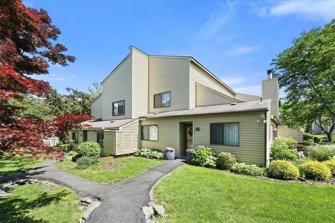 Property Photo:  35 Sycamore Court  NY 10930 