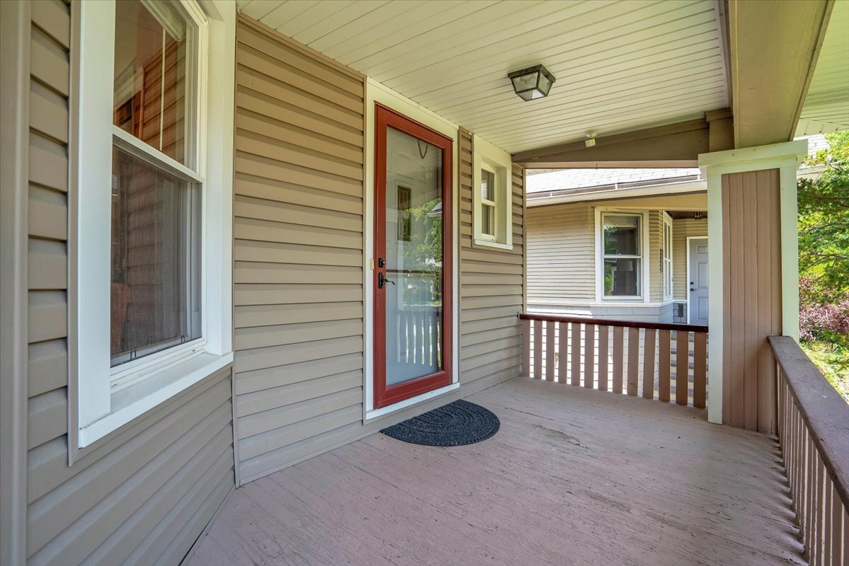 Property Photo:  741 N Humphrey Avenue  IL 60302 