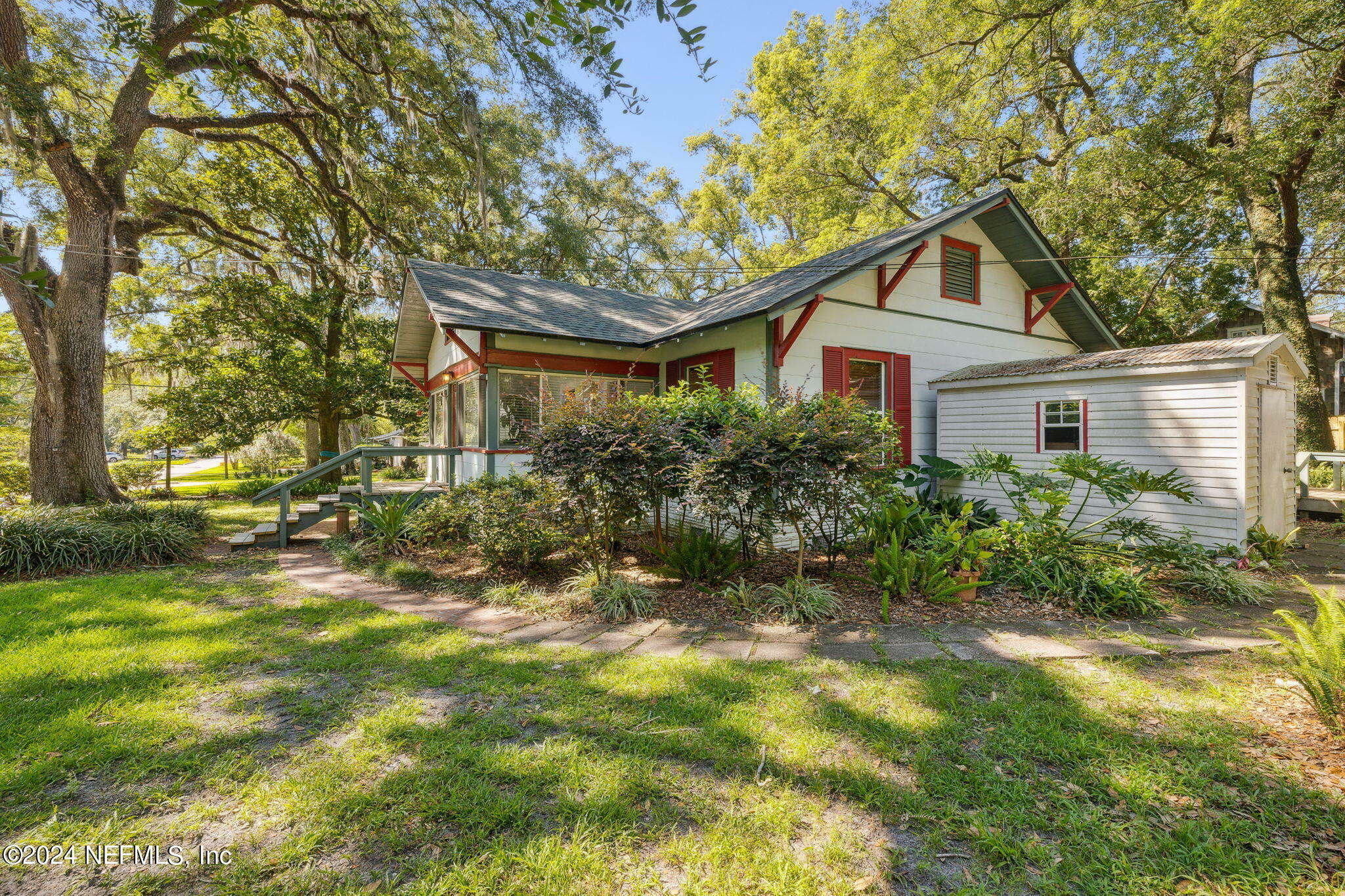 Property Photo:  2514 Algonquin Avenue  FL 32210 