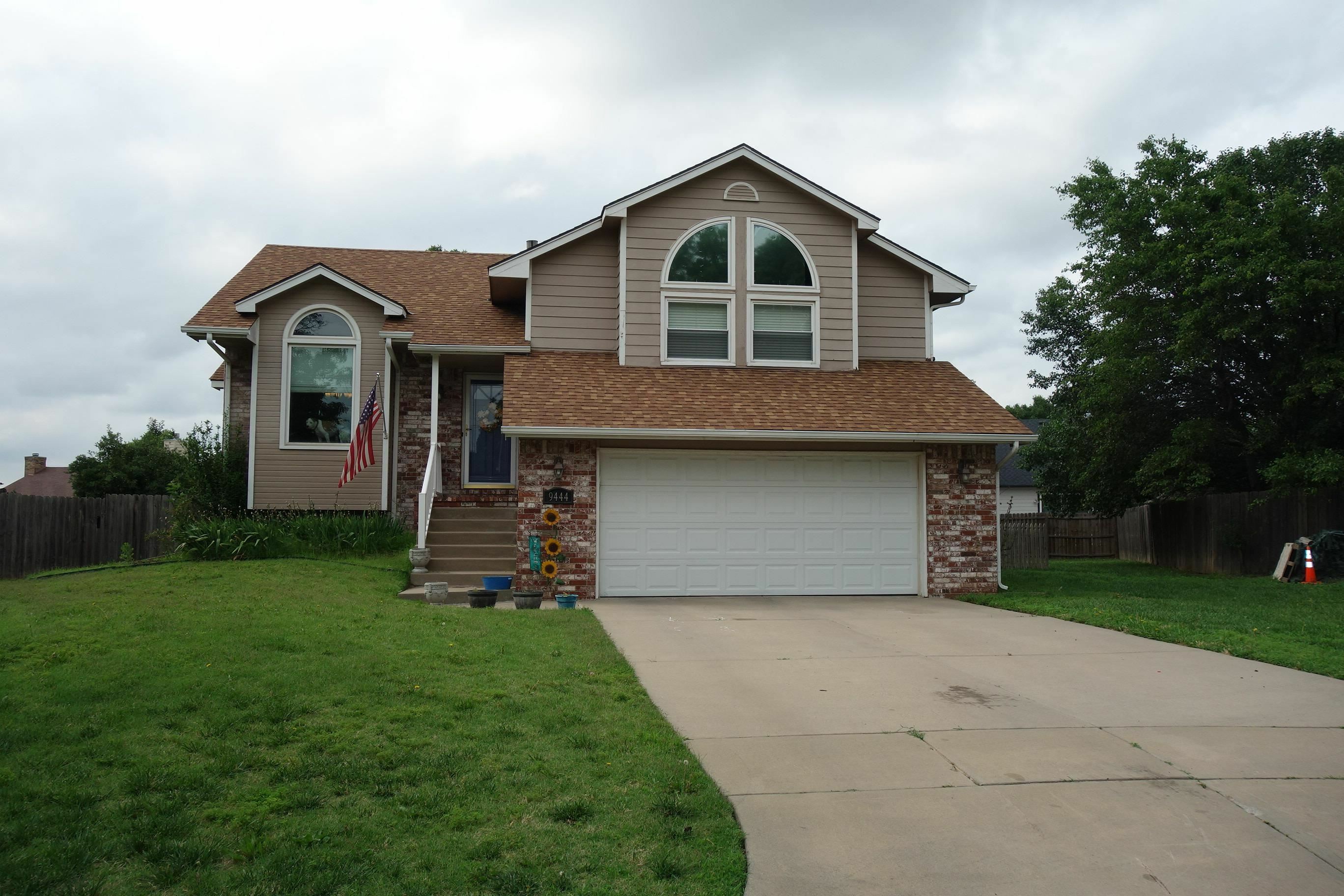 Property Photo:  9444 E Mount Vernon Ct  KS 67207 