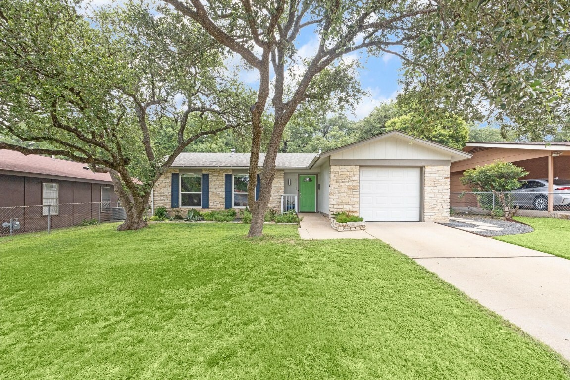 Property Photo:  5813 Garden Oaks Drive  TX 78745 