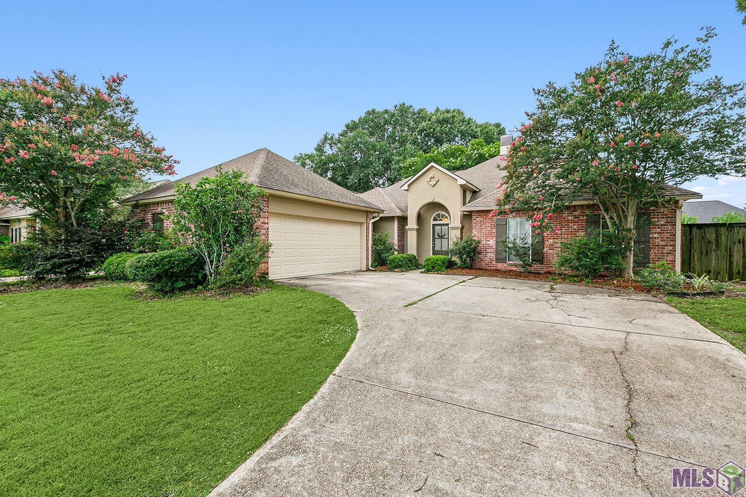 Property Photo: 12647 Frankfurt Ave LA 70816