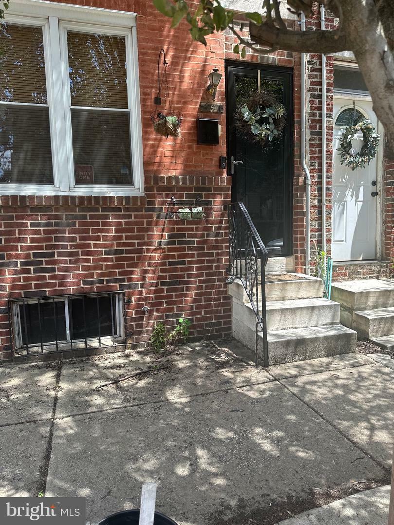 Property Photo: 541 Watkins Street PA 19148