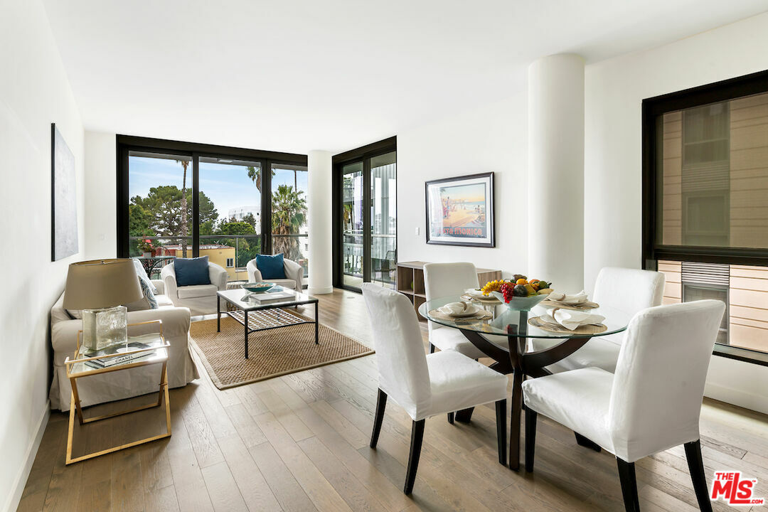 Property Photo:  1755  Ocean Avenue 414  CA 90401 