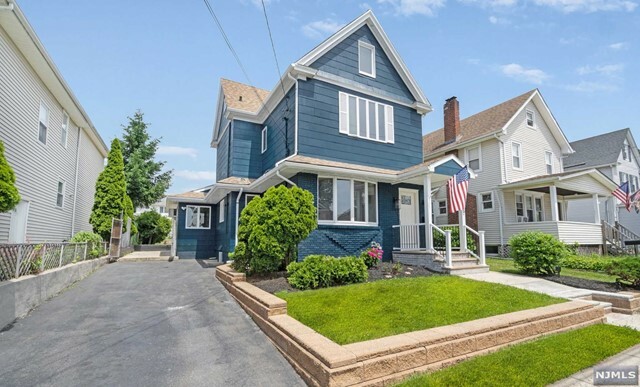 Property Photo:  625 Lake Avenue  NJ 07071 