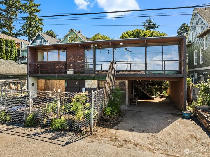 House for sale in Everett 2126 Grand Avenue, Everett, WA 98201