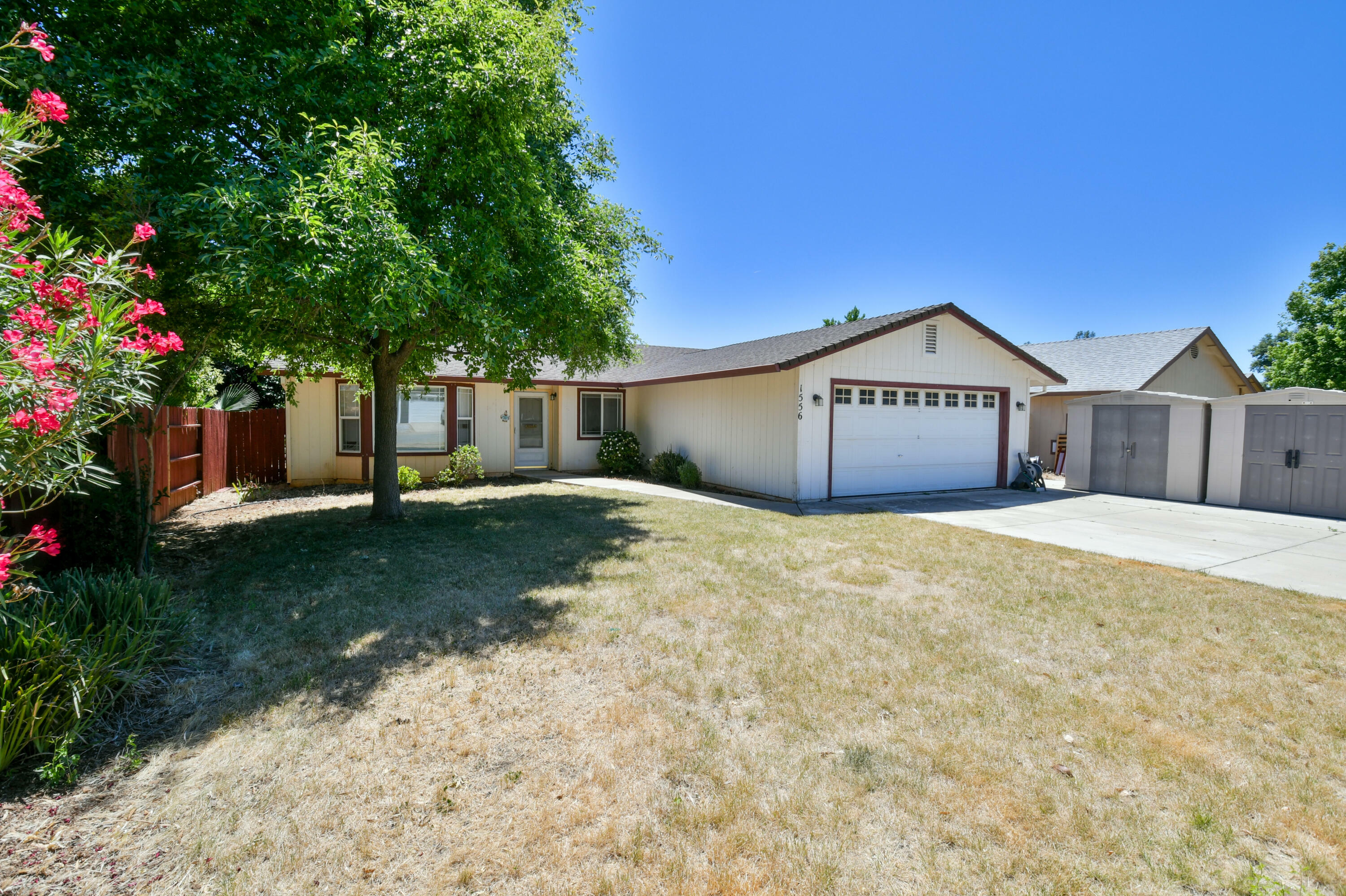 Property Photo:  1556 Murieta Loop  CA 96002 