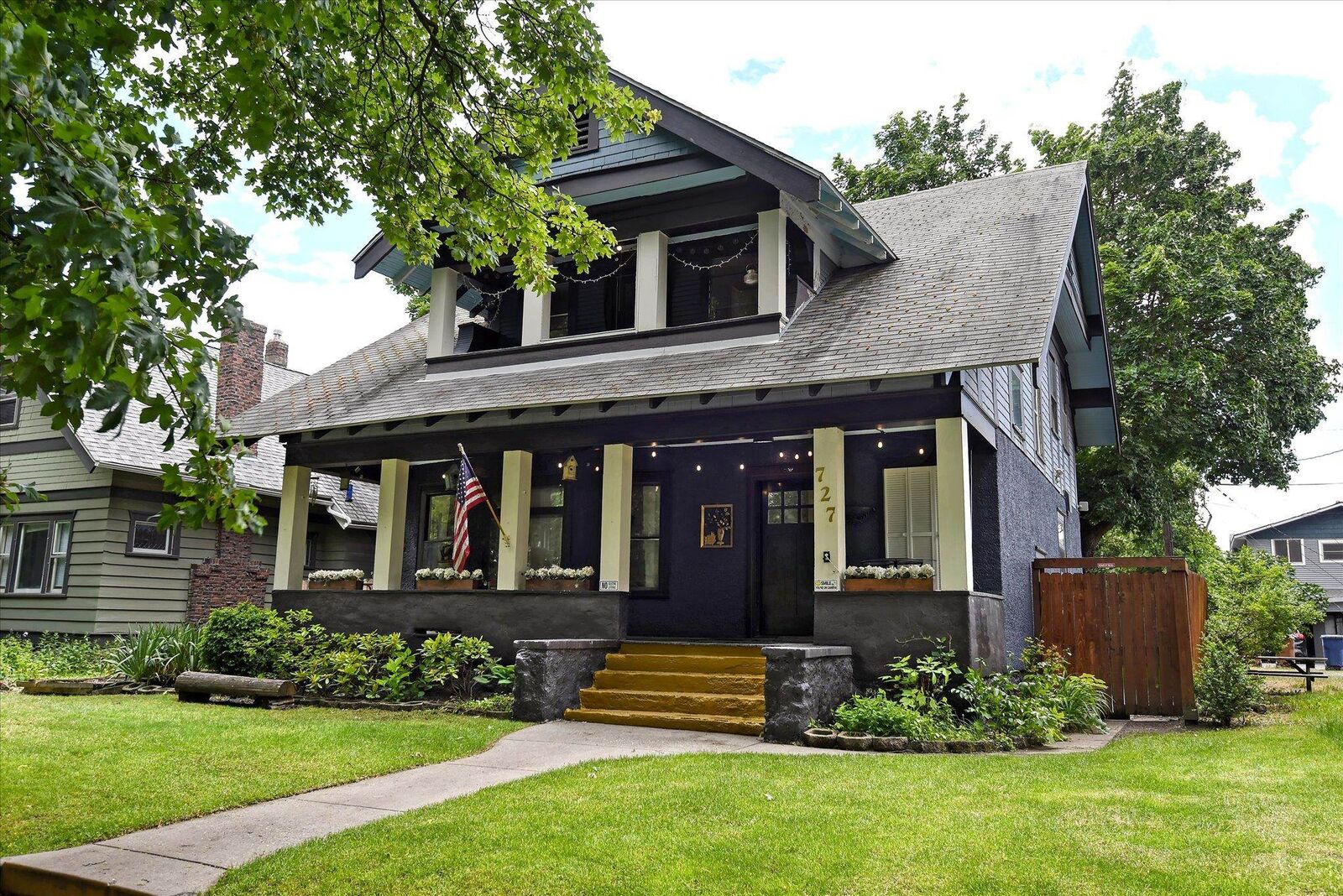 Property Photo:  727 W Waverly Pl  WA 99205 