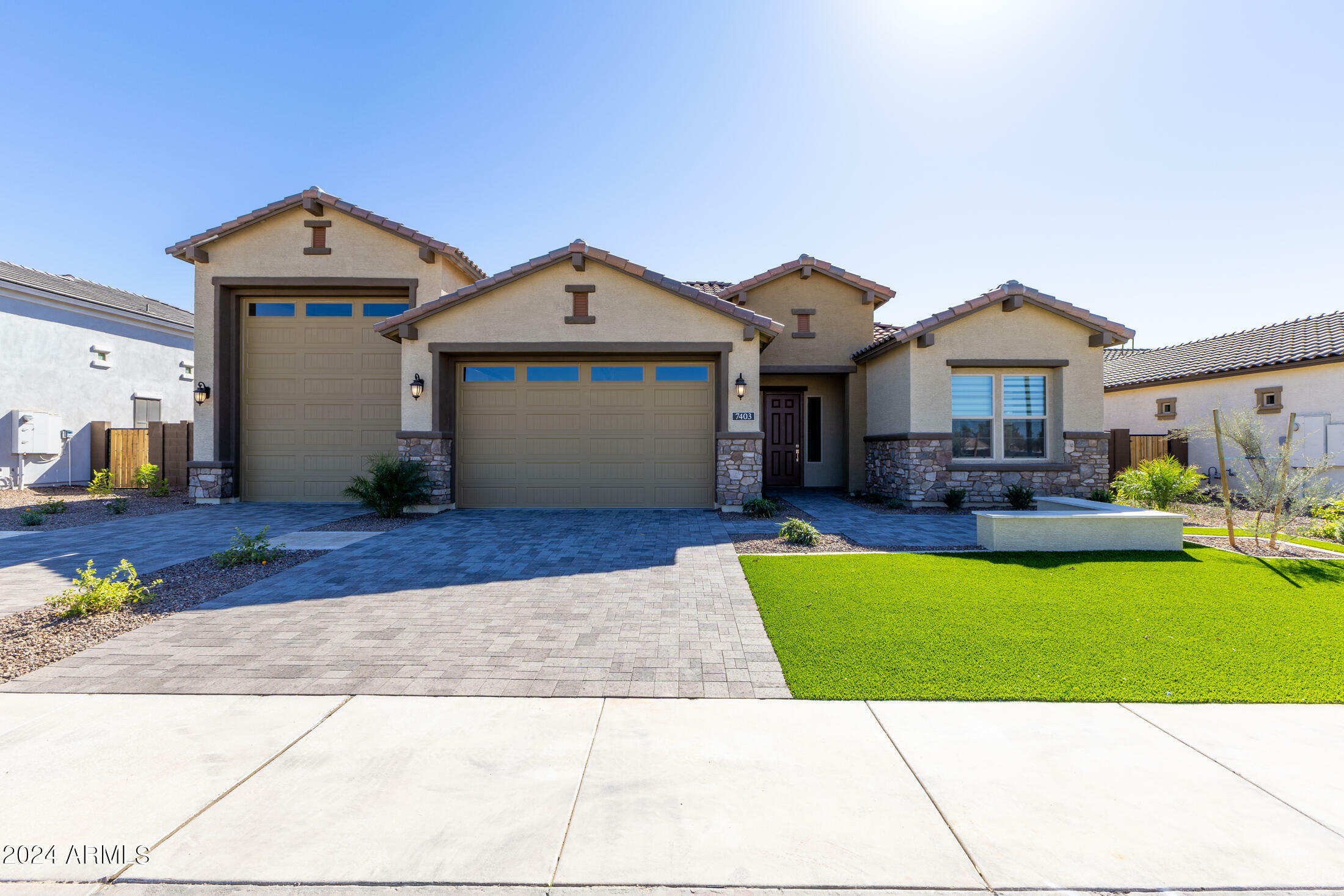 Property Photo:  7403 W Lisbon Lane  AZ 85381 