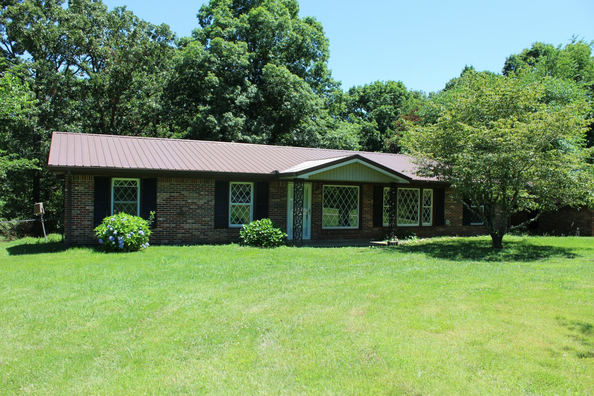 Property Photo:  394 Dogwood Dr  TN 37061 