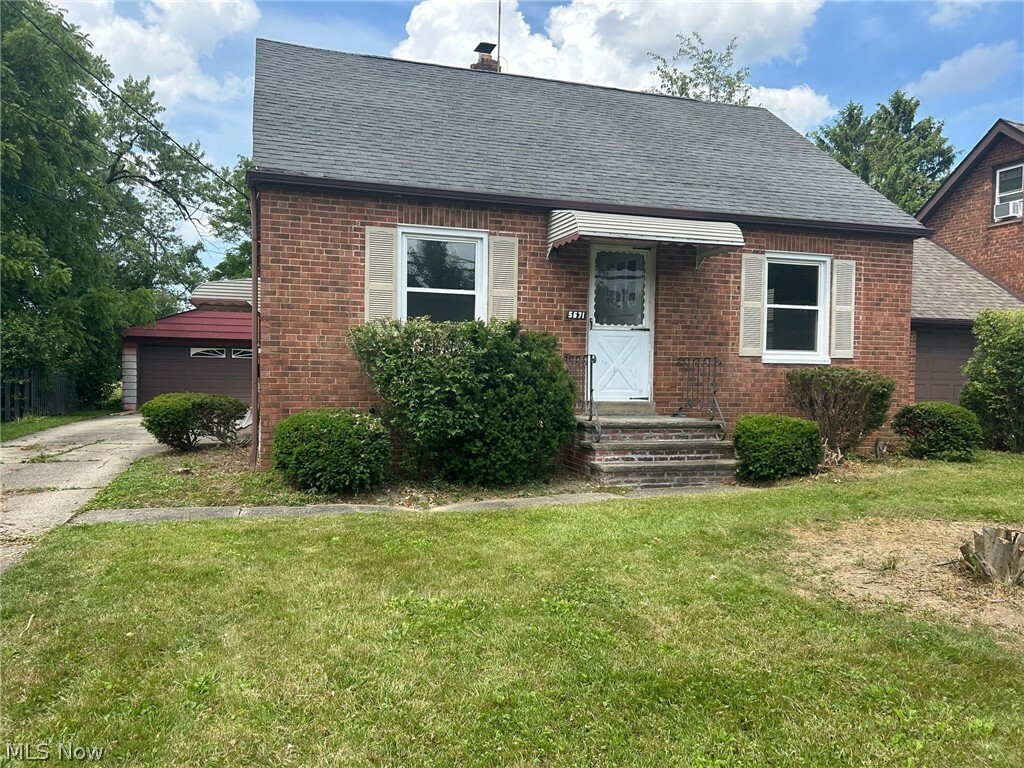 Property Photo: 5671 Wellington Road OH 44124