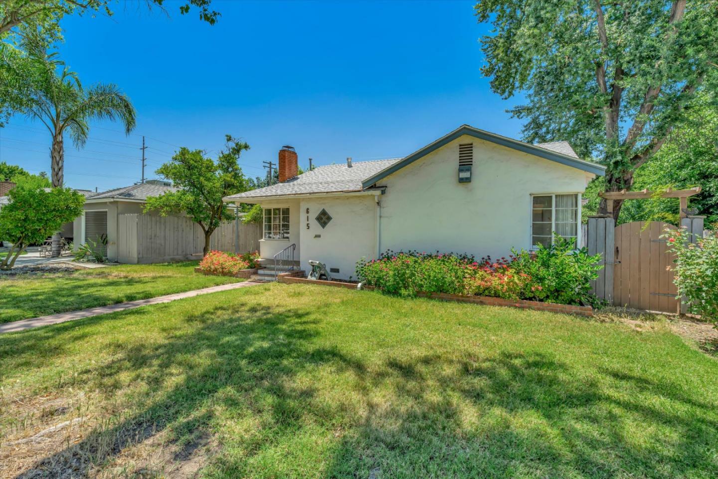 Property Photo:  615 El Cajon Avenue  CA 95350 