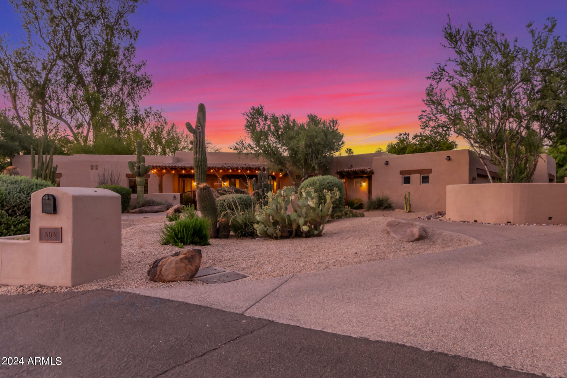 Property Photo:  12012 N Oakhurst Way  AZ 85254 