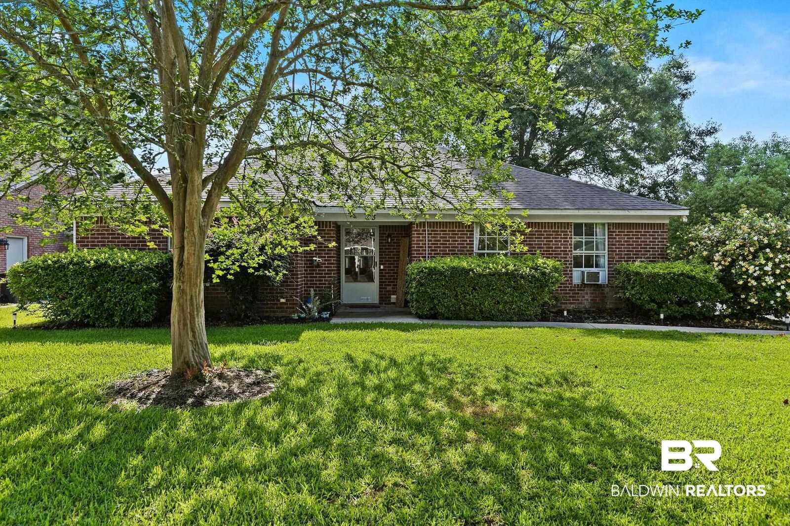 Property Photo: 23 Hoffren Drive AL 36532