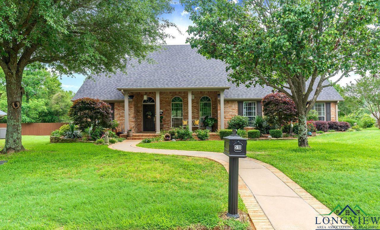 Property Photo:  510 Creekside  TX 75672 