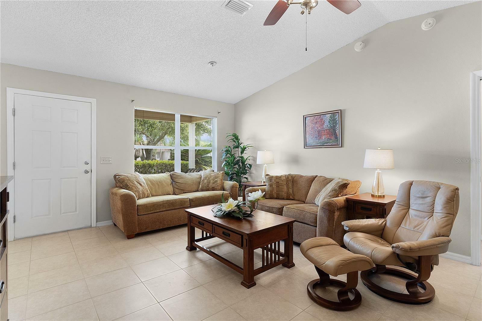 Property Photo:  2714 Edwards Lane  FL 32162 