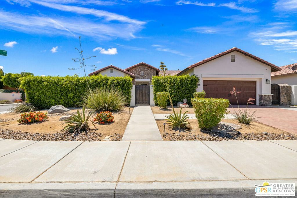 74657 Lavender Way  Palm Desert CA 92260 photo