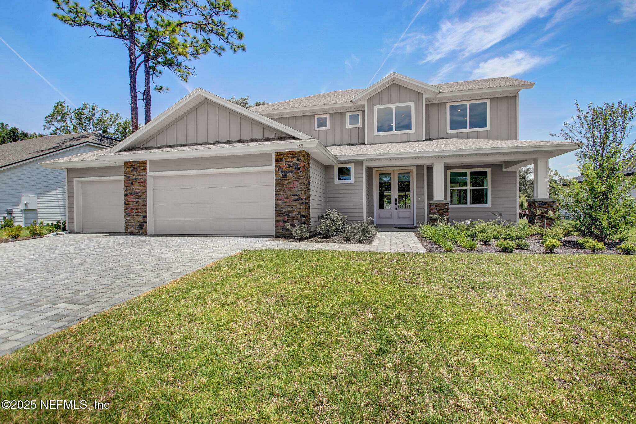 Property Photo: 3789 Spring Garden Court FL 32223
