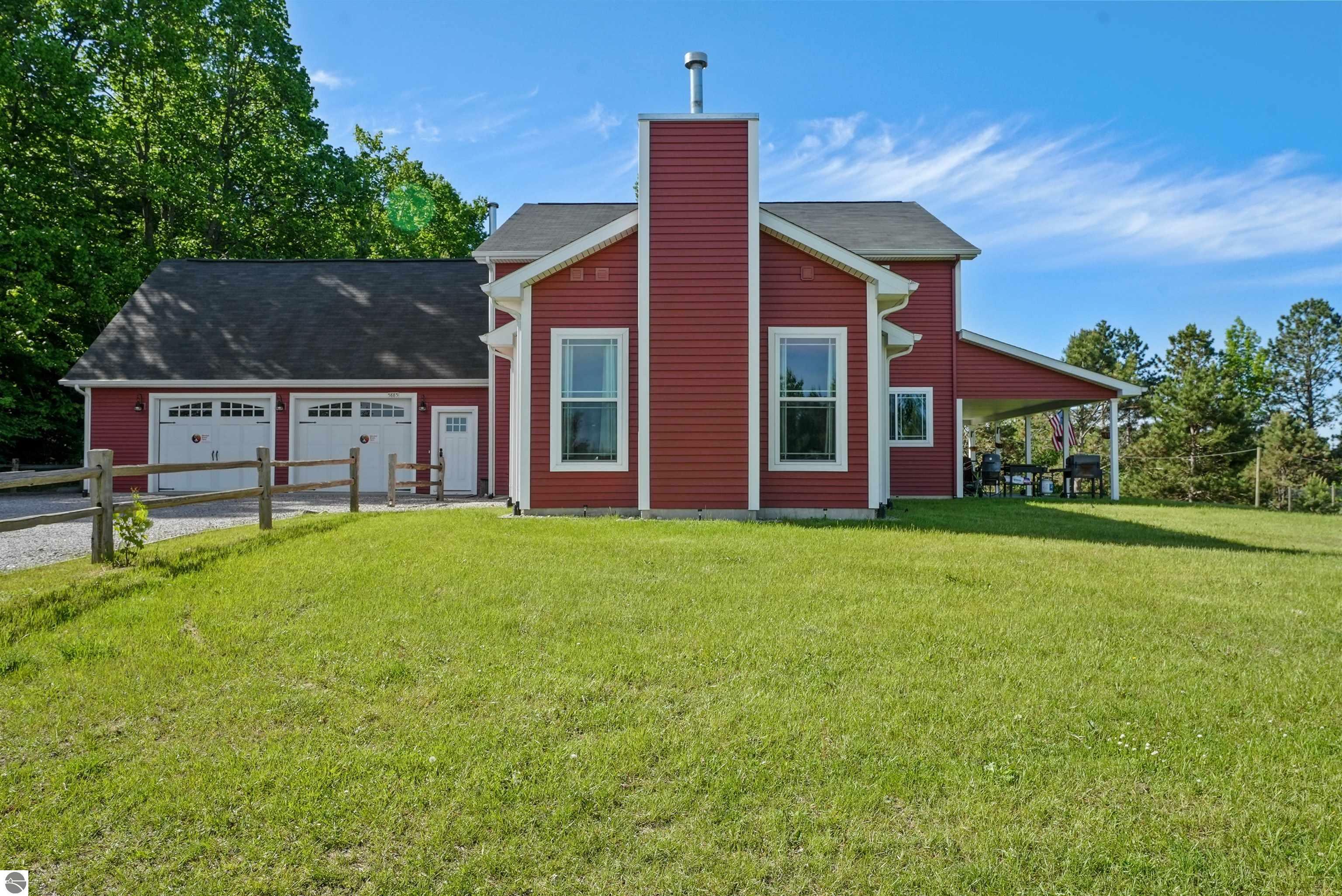 5885 Hainey Lane  Traverse City MI 49684 photo