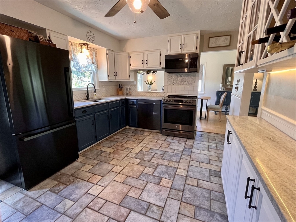 Property Photo:  32 Gendron Street  MA 01534 
