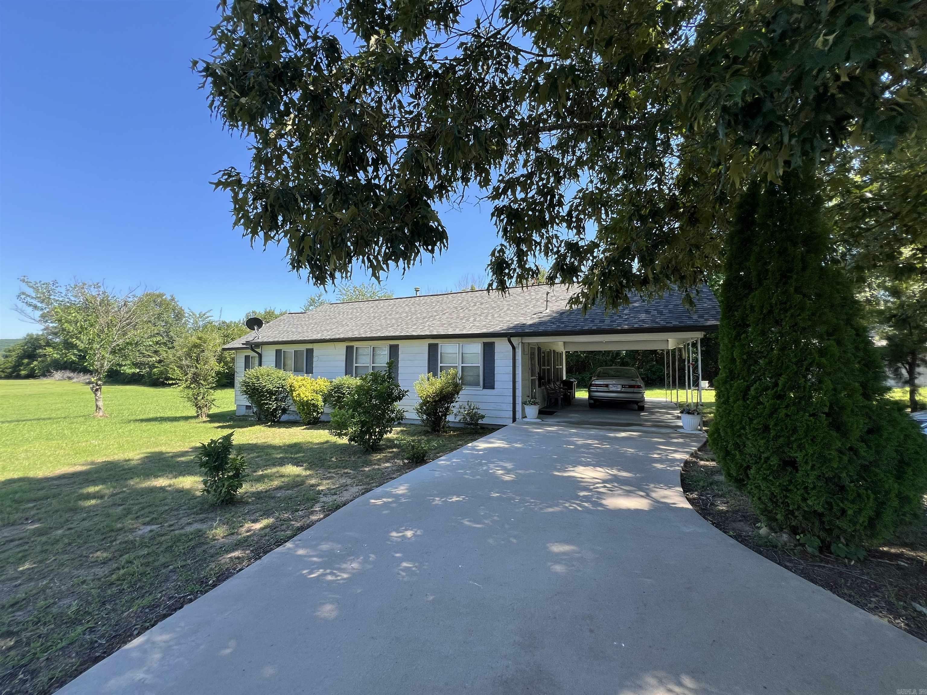 Property Photo: 2162 Hwy 16 E AR 72031