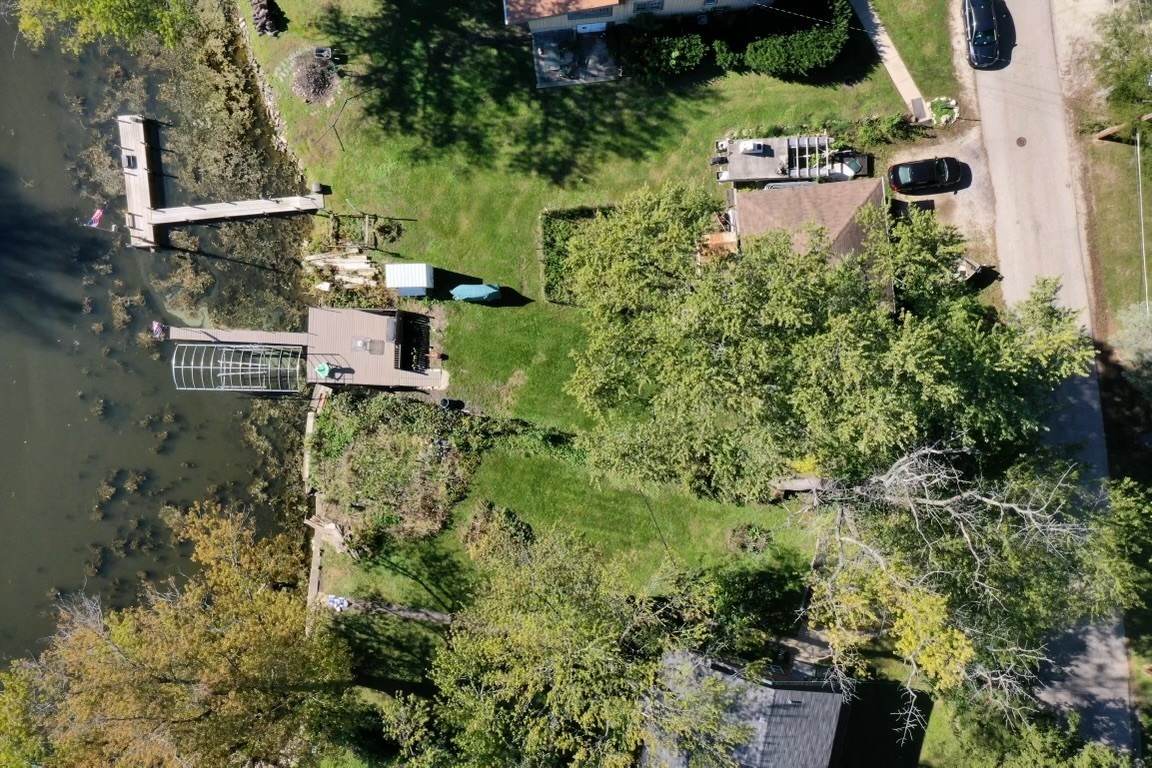 Property Photo:  25027 W Forest Drive  IL 60046 