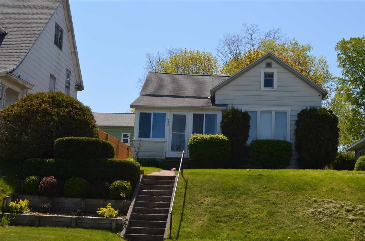 Property Photo:  433 Madison  MI 49770 