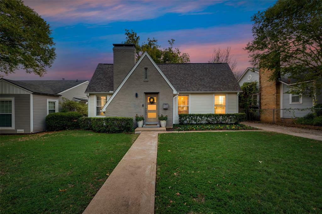 Property Photo:  3835 El Campo Avenue  TX 76107 