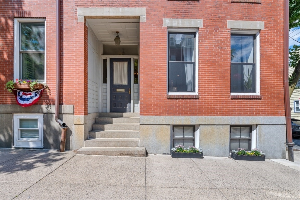 Property Photo:  285 Bunker Hill Street 1  MA 02129 