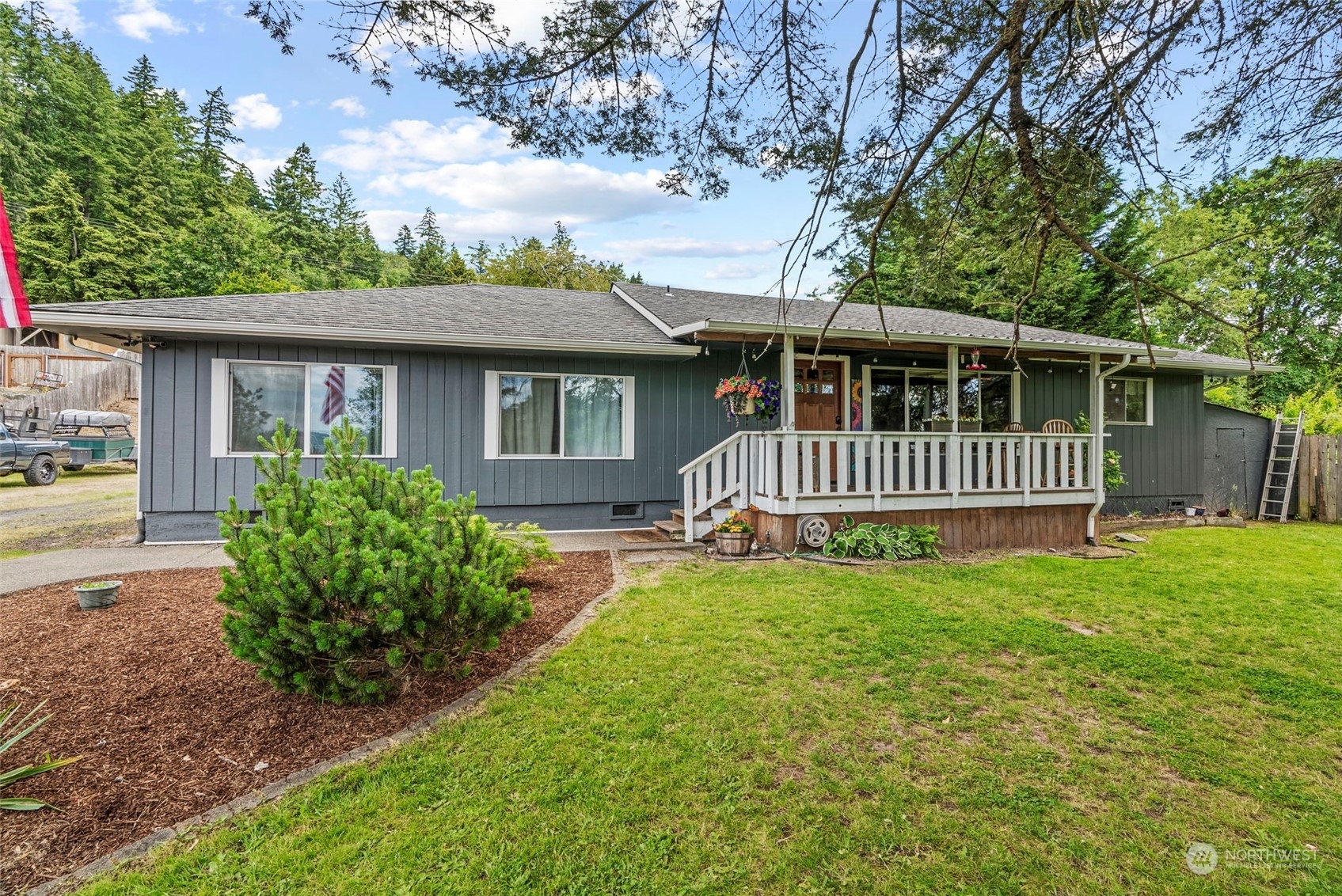 Property Photo:  230 S 9th  WA 98625 