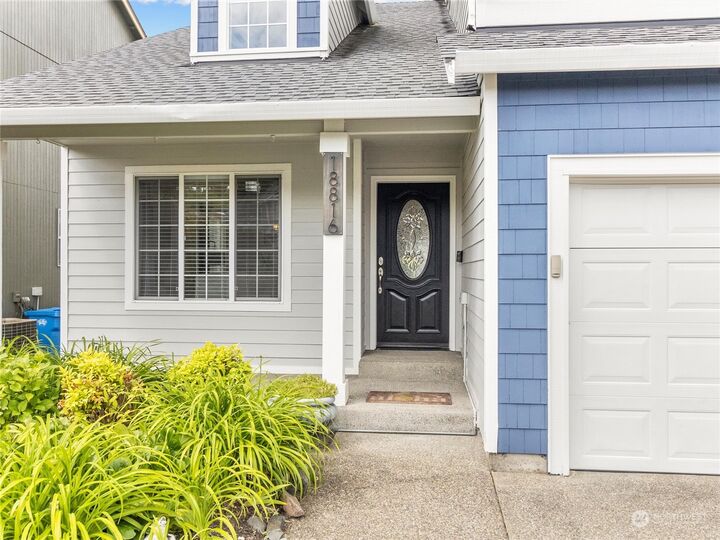 Property Photo:  18816 92nd Avenue E  WA 98375 