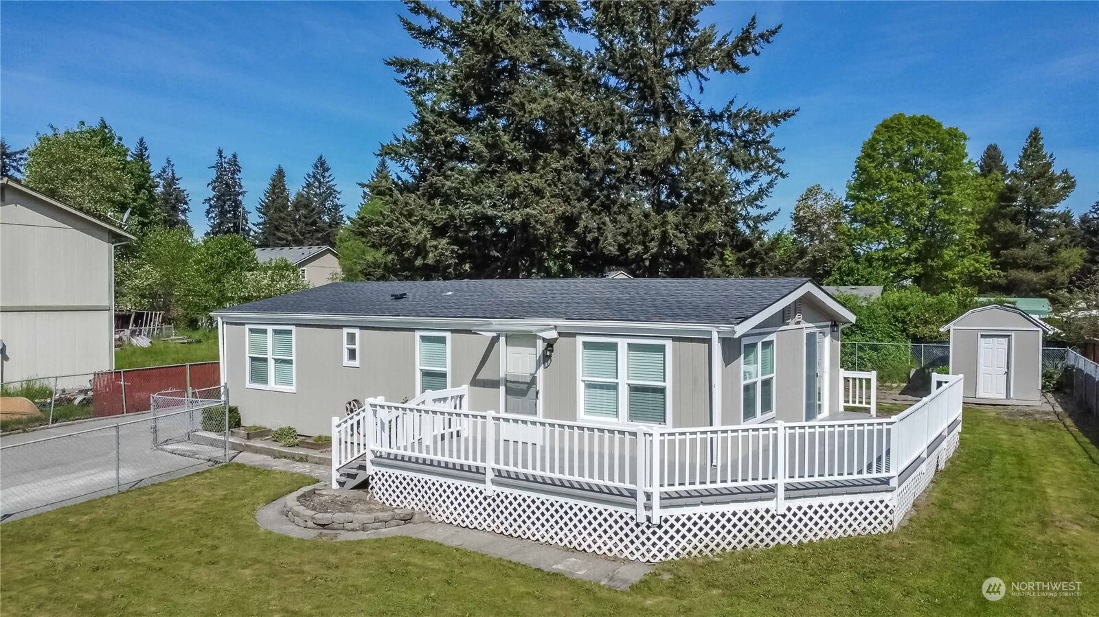 Property Photo: 22225 126th Street E WA 98391