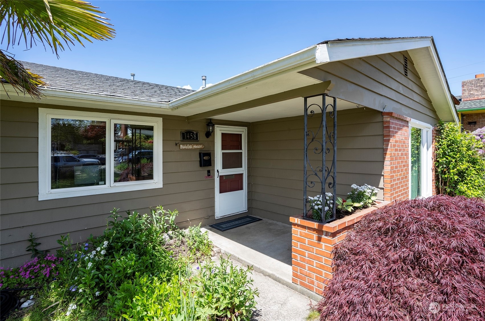 Property Photo: 1458 N Shirley Street WA 98406