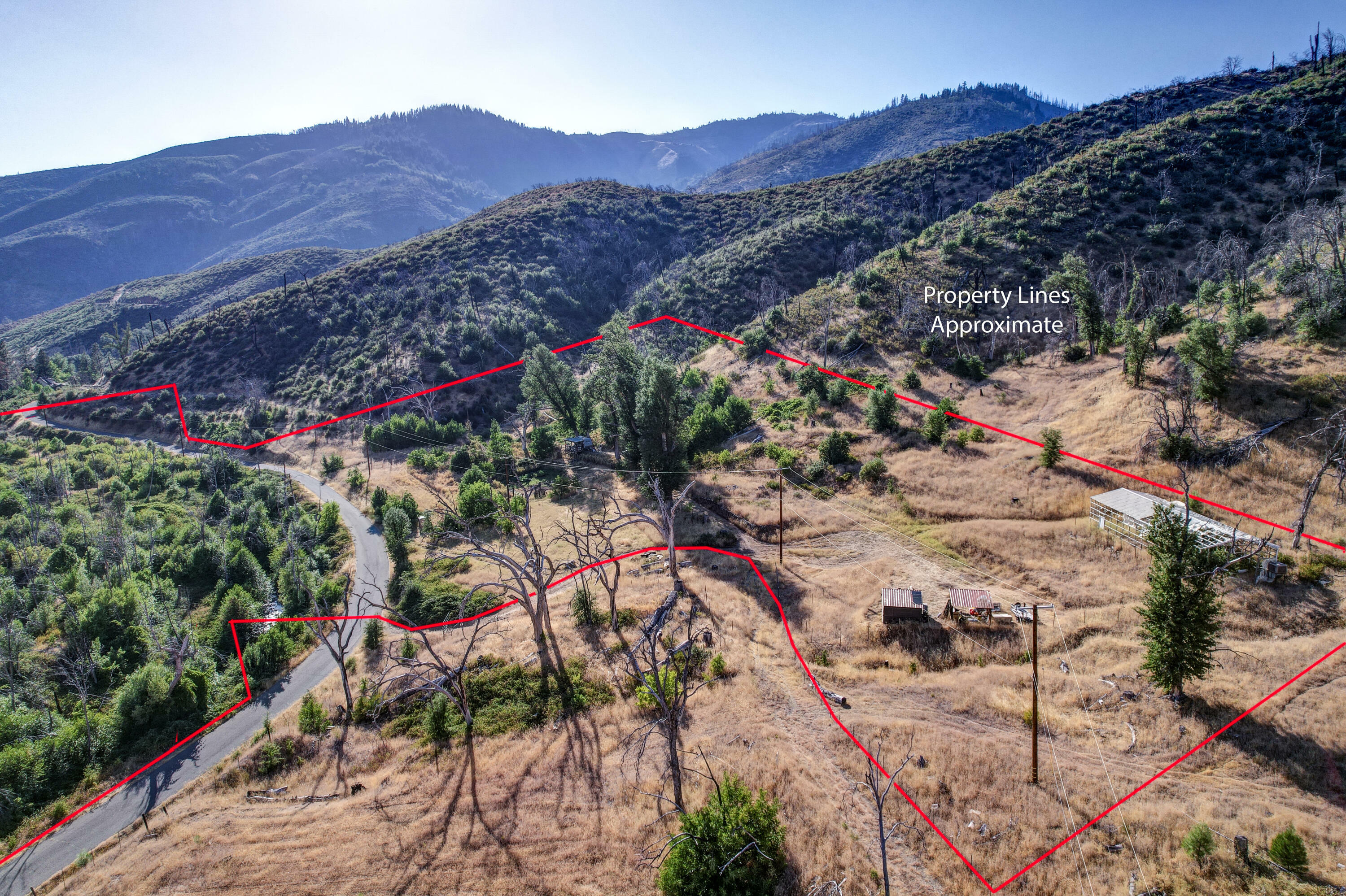 Property Photo:  12338 E Fork Rd  CA 96033 