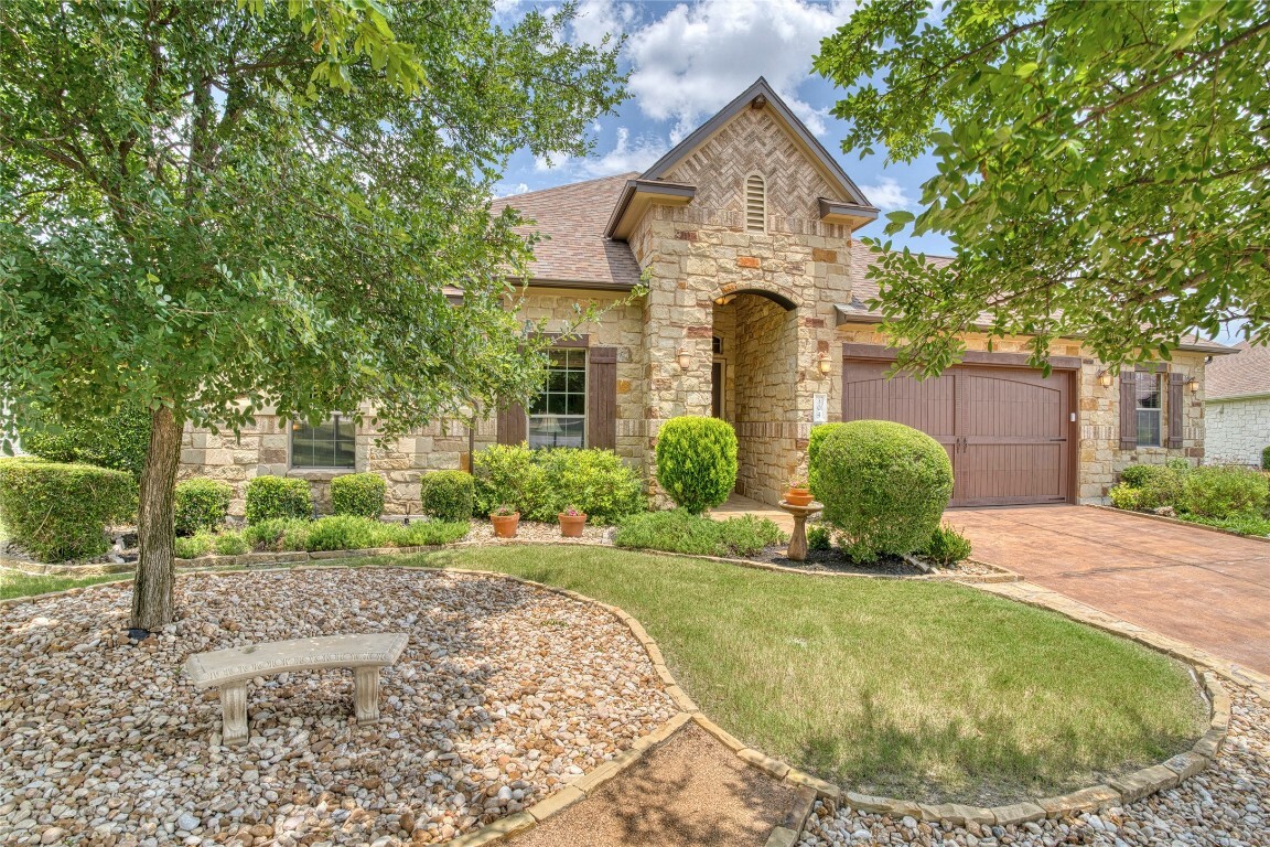 Property Photo:  304 Tavish Trl  TX 78738 