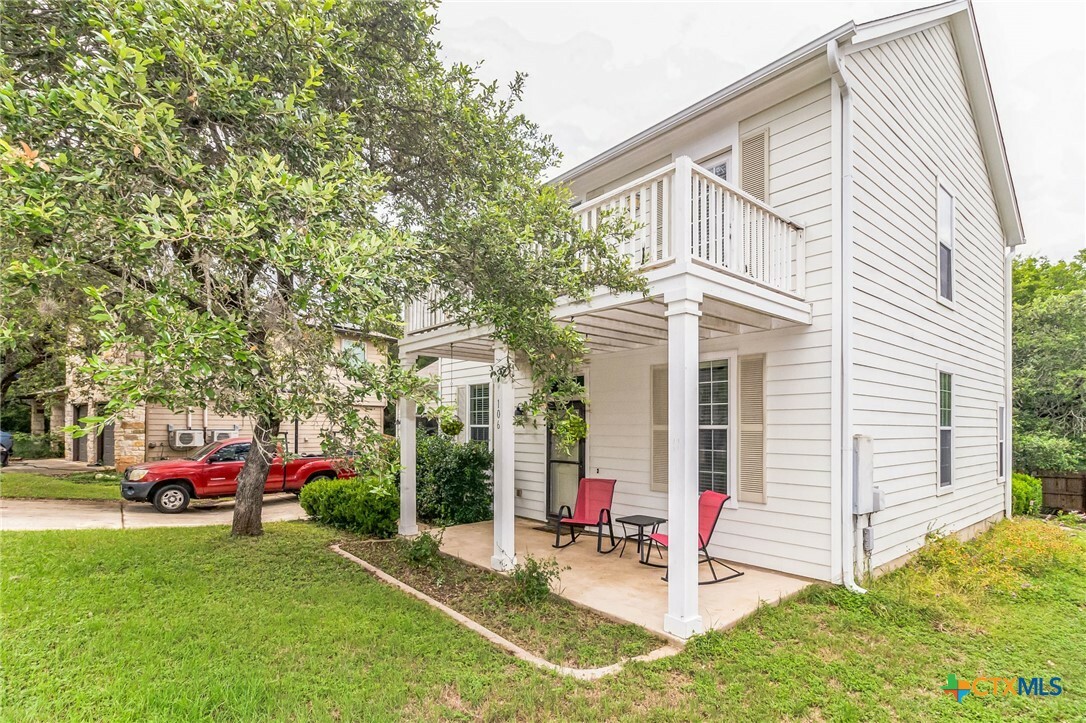 Property Photo:  106 Park Lane  TX 78666 