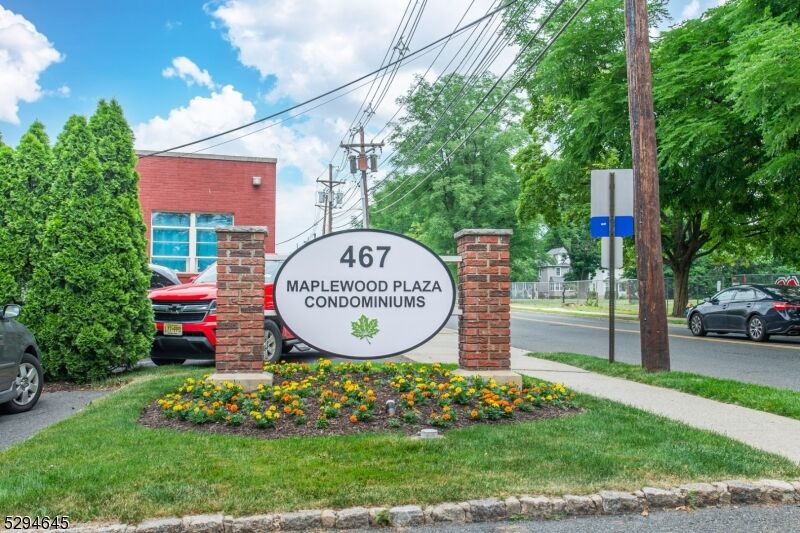 Property Photo:  465 Valley St C004j  NJ 07079 