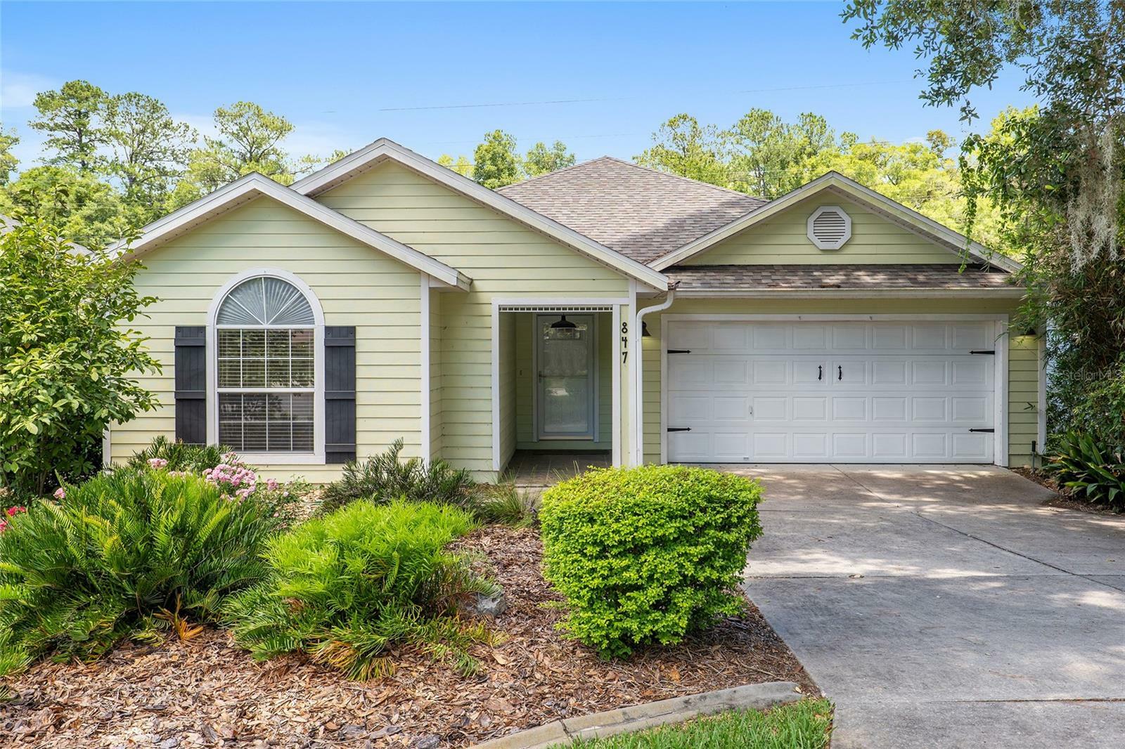 Property Photo: 847 NW 122nd Terrace FL 32669