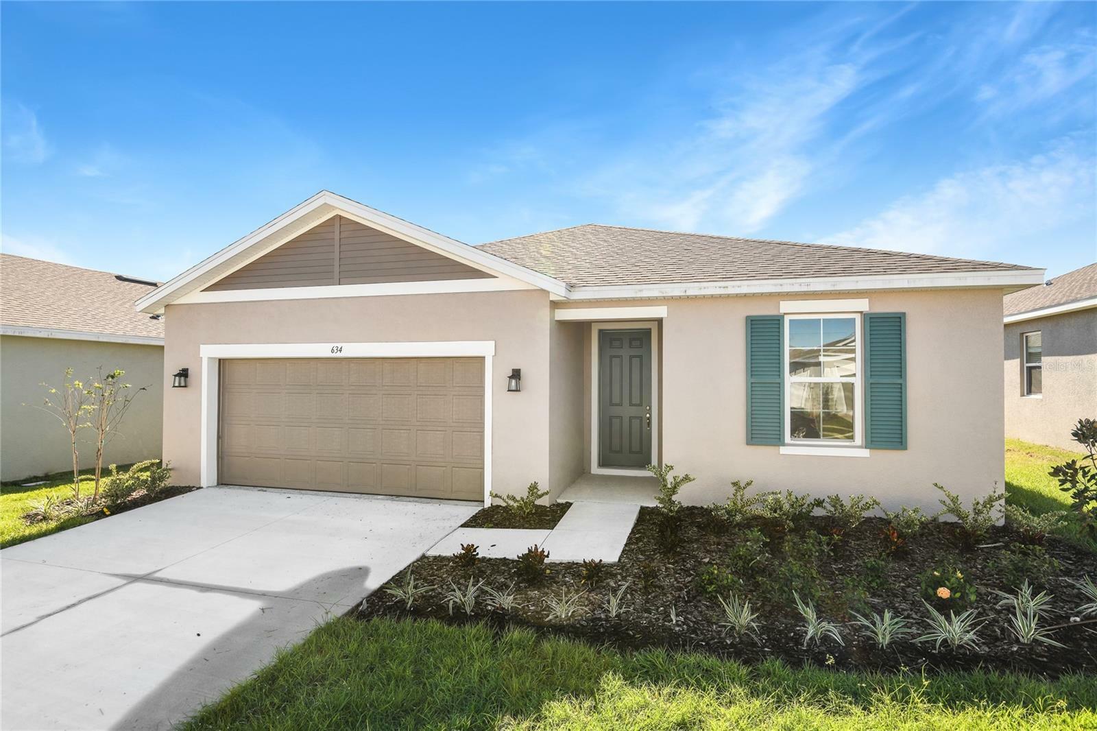Property Photo: 634 Heritage Square Drive FL 33844