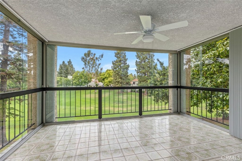 Property Photo:  5517 Paseo Del Lago E 1C  CA 92637 