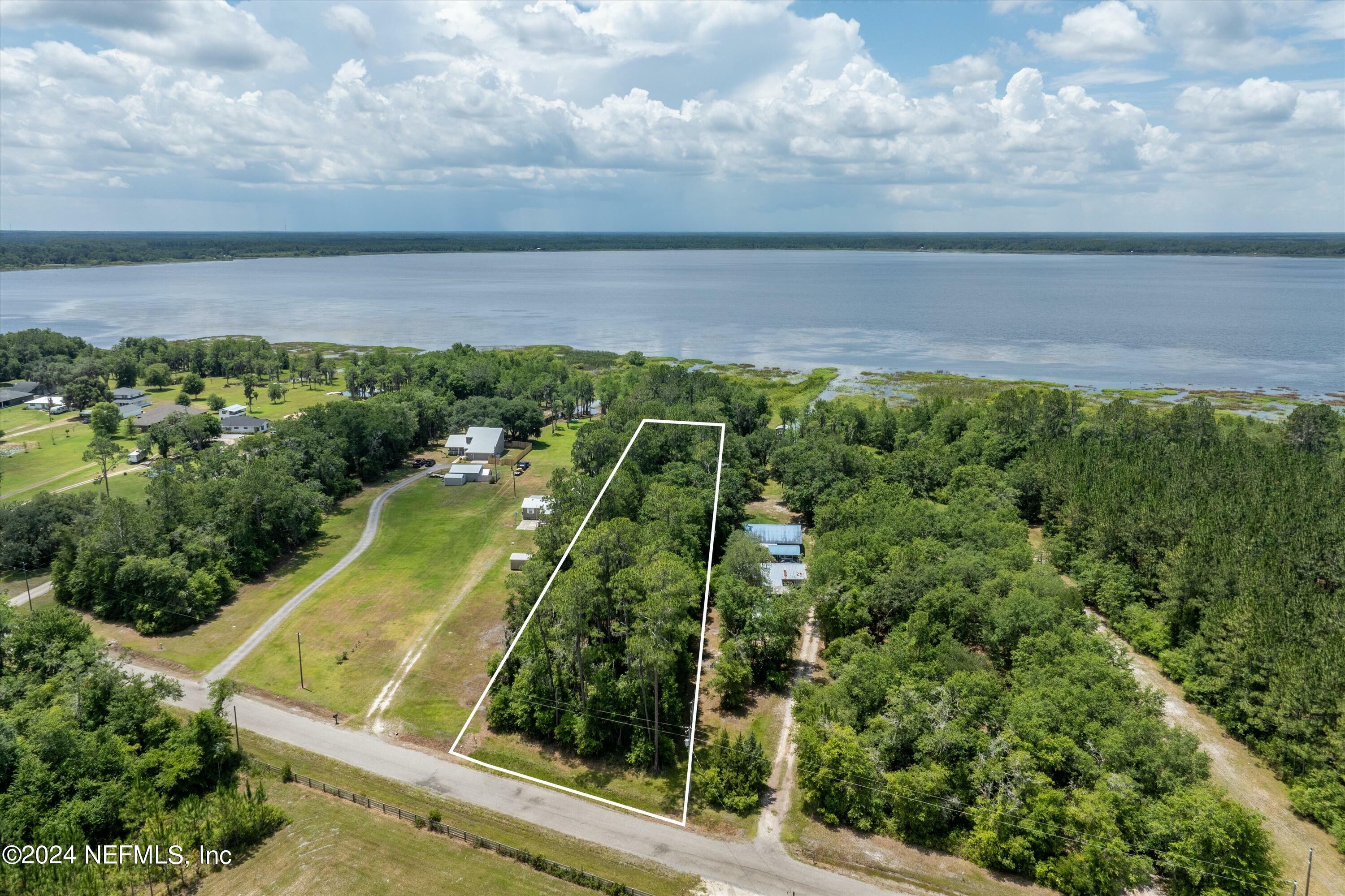 Property Photo:  00 SW 155th Way  FL 32091 