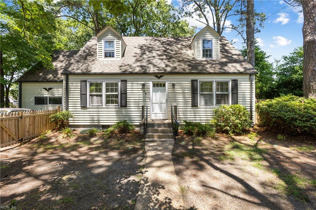 Property Photo:  208 E Bayview Boulevard  VA 23503 