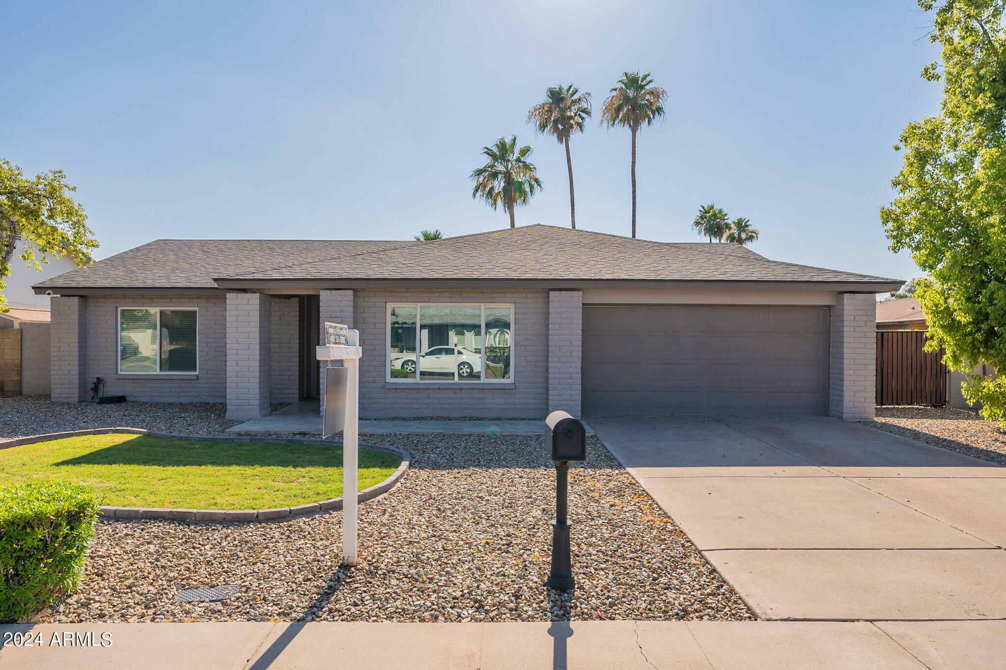 Property Photo:  6506 S Elm Street  AZ 85283 