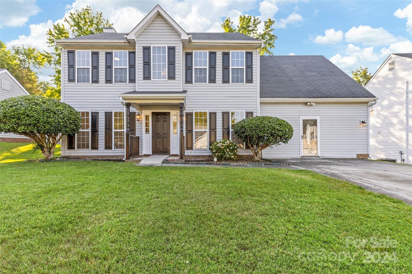 Property Photo:  8242 Vermilion Drive  NC 28215