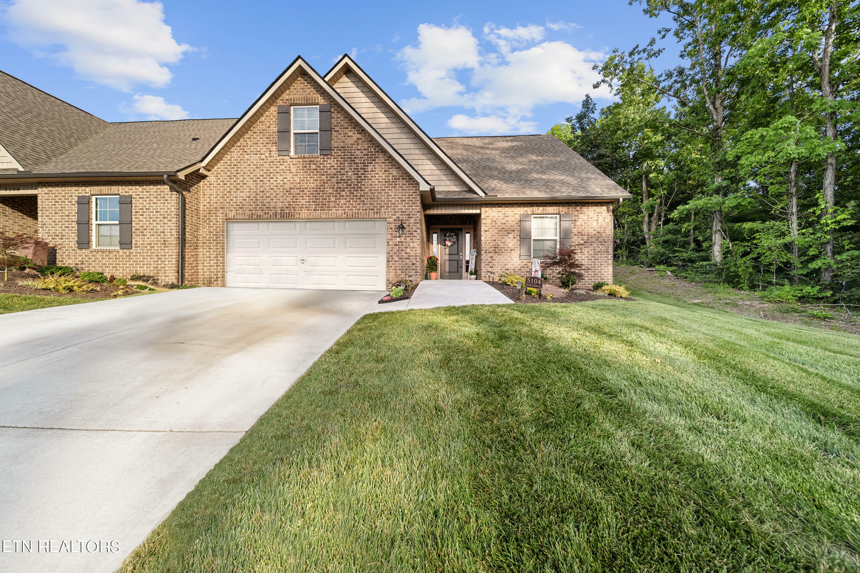 Property Photo:  5104 Sandy Creek Lane  TN 37918 