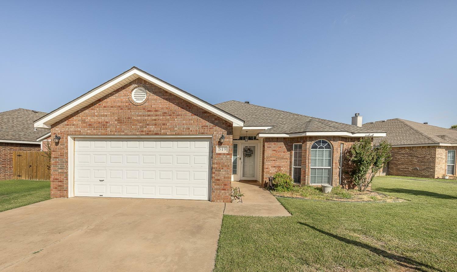 Property Photo:  519 N Kirby Avenue  TX 79416 