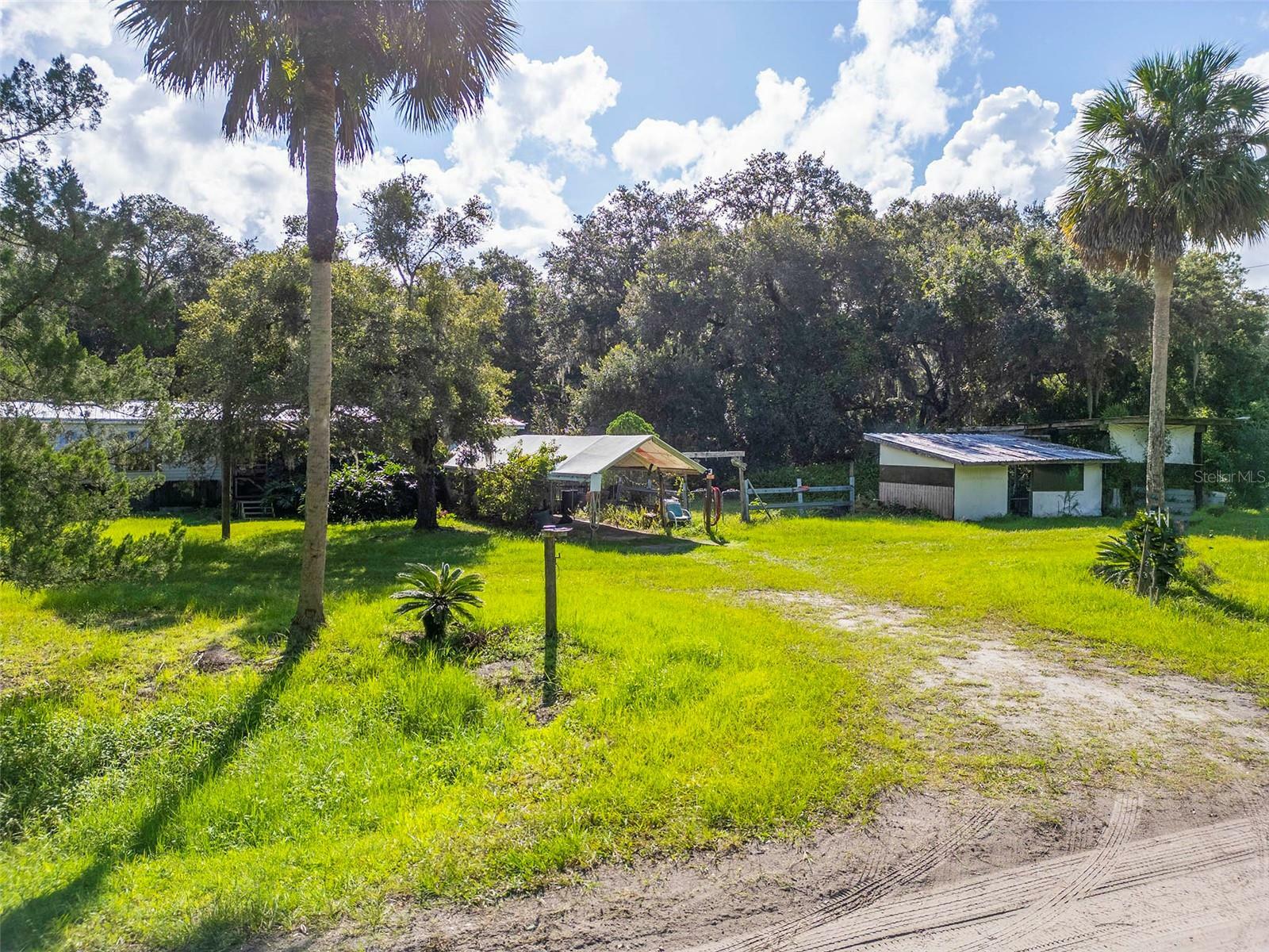 Property Photo:  1275 Arapaho Trail  FL 32732 