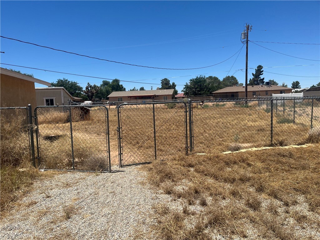 Property Photo:  22195 Tajanta Court  CA 92307 